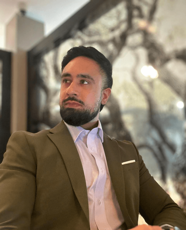 Riz Khan